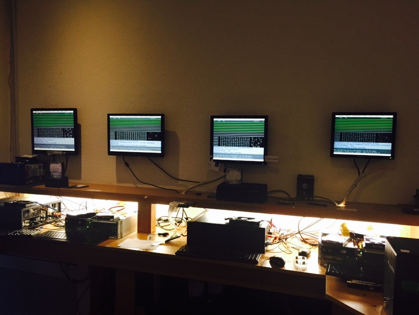 تصویر خدمات بازیابی تخصصی هارد لپ تاپ